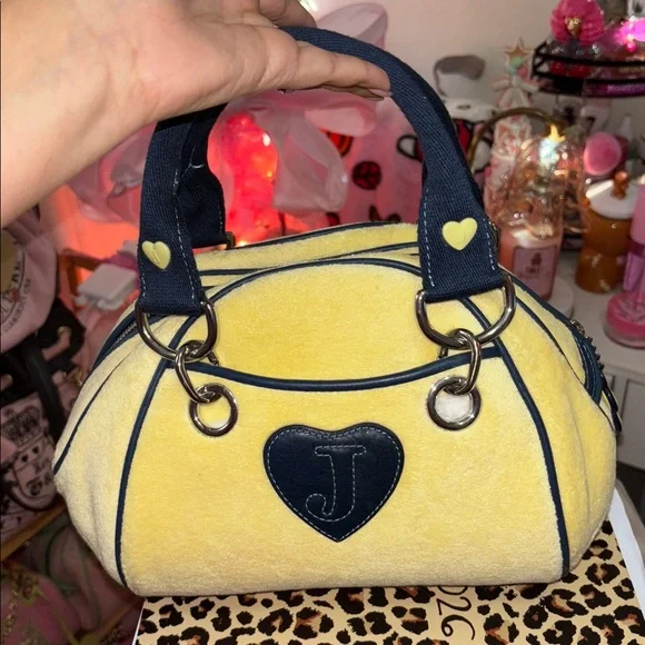 RARE GIRLS GONE JUICY VINTAGE JUICY COUTURE BOWLER BAG - Picture 4 of 9